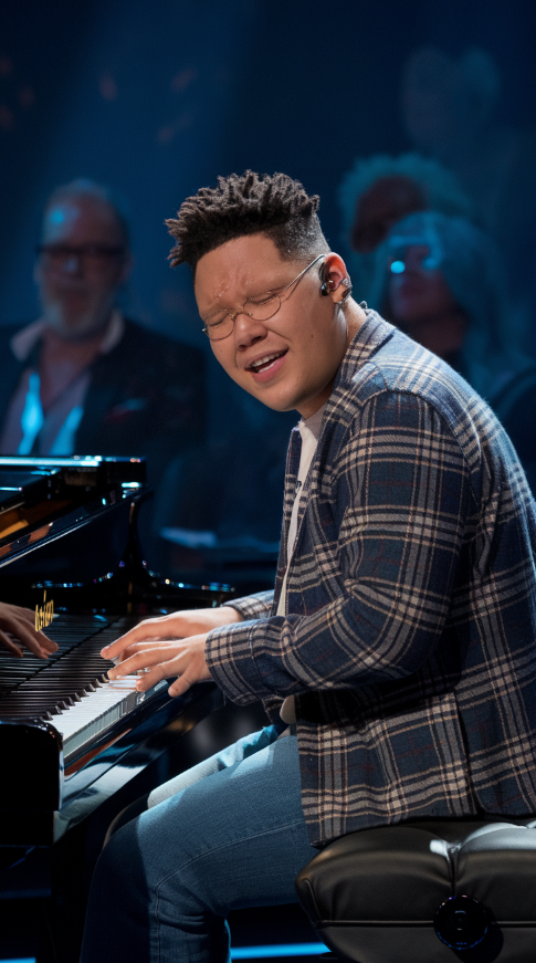 Meet Kodi Lee, the blind and autistic singer who left the judges in tears with his breathtaking performance of A Song for You, With his Golden Buzzer moment, Kodis story of triumph over adversity will leave you speechless