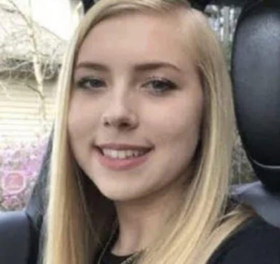 Girl, 16, Found Dead In Starbucks Bathroom, Then Customers See Whats Beside Her Body!