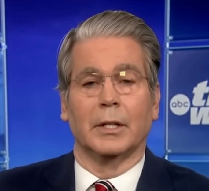 Trumps Treasury Secretary Reveals Who Will Be Eligible For The $2,000 Tariff Dividend!