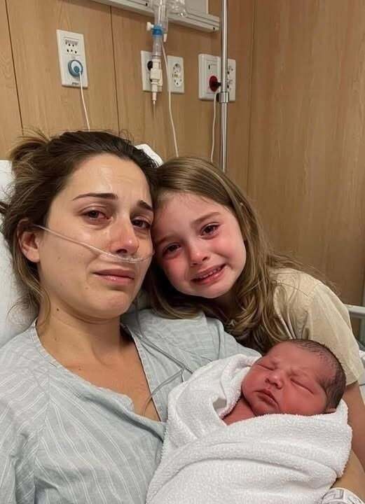 My mom gave birth early today but the doctor said she’s going to di…