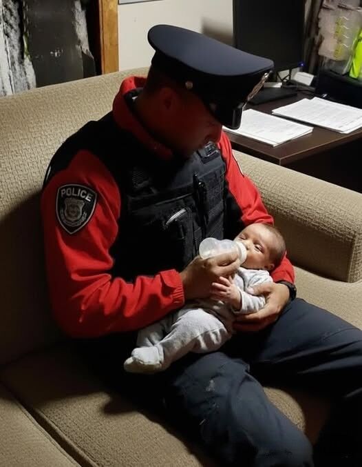 I Saved a Hungry Newborn Left Next to His Collapsed Mom, Years Later, He Gave Me a Medal in Front of Everyone!