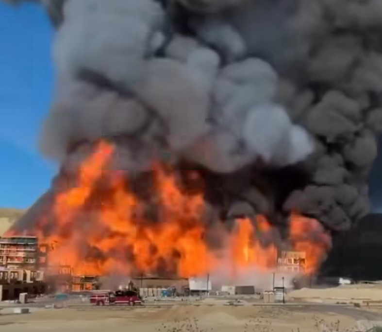 BREAKING NEWS: Just minutes ago, a tremendous fire broke out in…See more